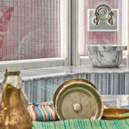 Szálloda Rayelin Old