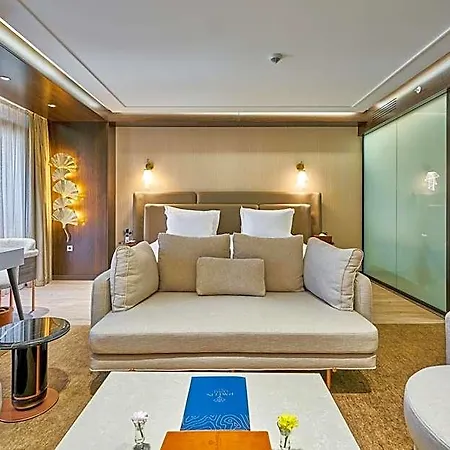Rayelin Old Otel *